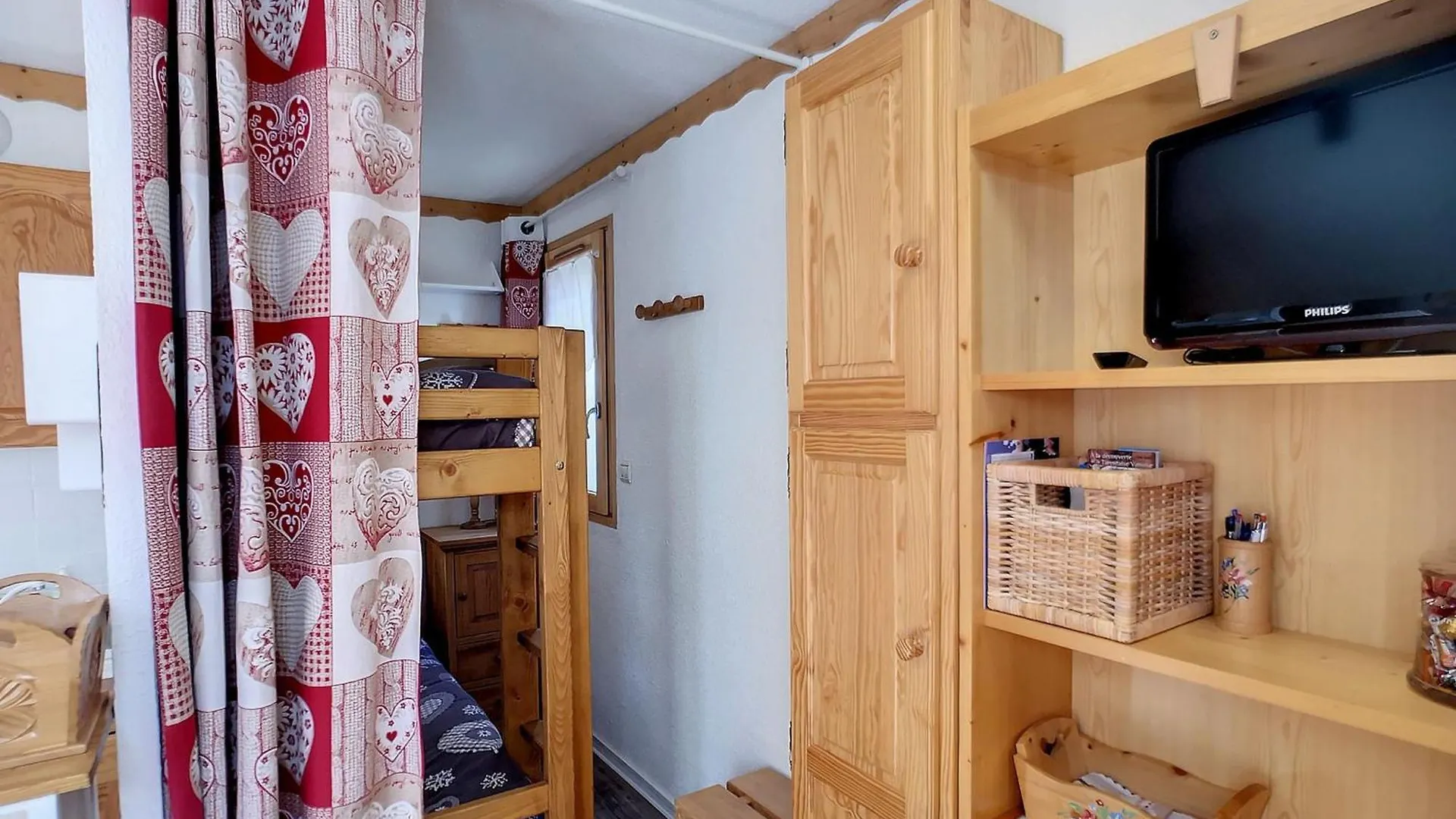 Apartment Studio Cabine Renove, 4 Pers, Balcon Sud-Ouest, Proche Pistes Et Commerces - Les Menuires - Fr-1-178-378 Saint-Martin-de-Belleville
